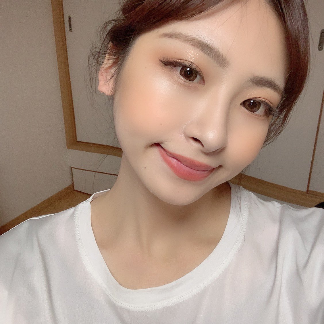 【SHOWROOM(ショールーム)】りりこさんってどんな人？ | ライブ配信ナビ